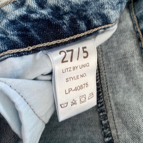 Rowdy distressed jeans - Picture 6 of 7